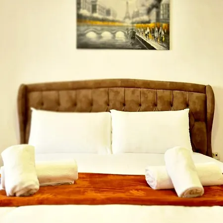 Apartment Zaimeen In Bllok Area *