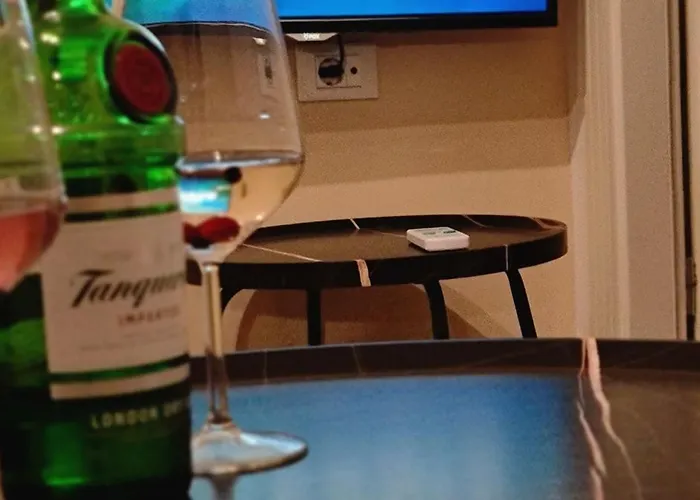 Zaimeen In Bllok Area *