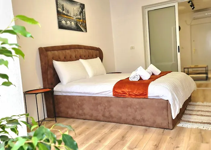 アパート Zaimeen In Bllok Area *