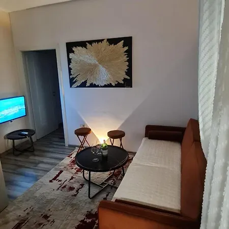 Zaimeen In Bllok Area * Tirana