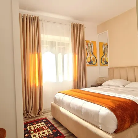 Zaimeen In Bllok Area Apartmán Tirana