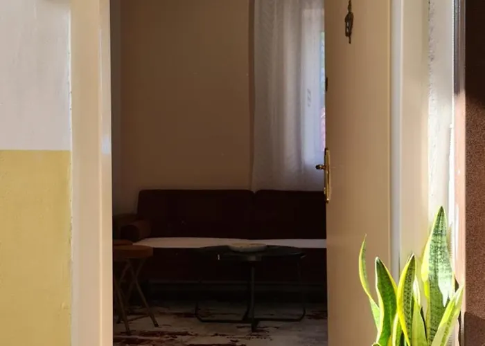 Zaimeen In Bllok Area Апартаменты Тирана