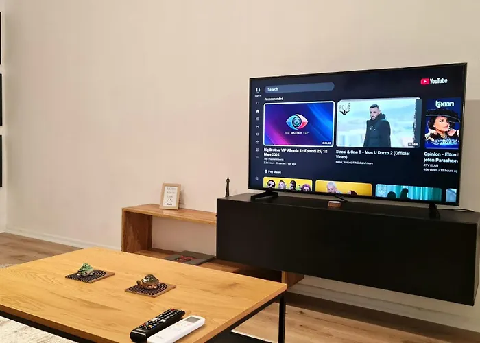 Апартаменты Zaimeen In Bllok Area Тирана